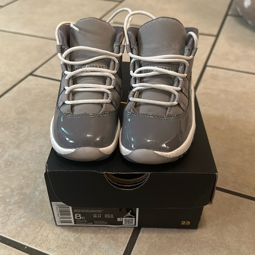 Jordan retro toddler size 8 grey